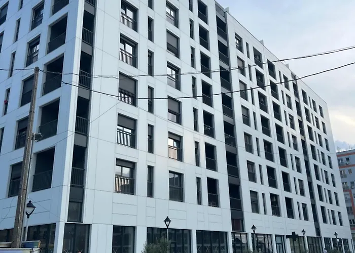 Nako New Boulevard Tr * Τίρανα